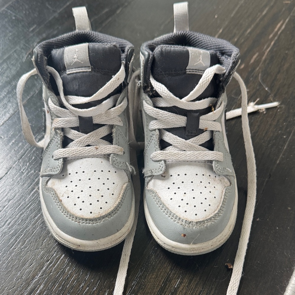 Jordan 1’s Mid